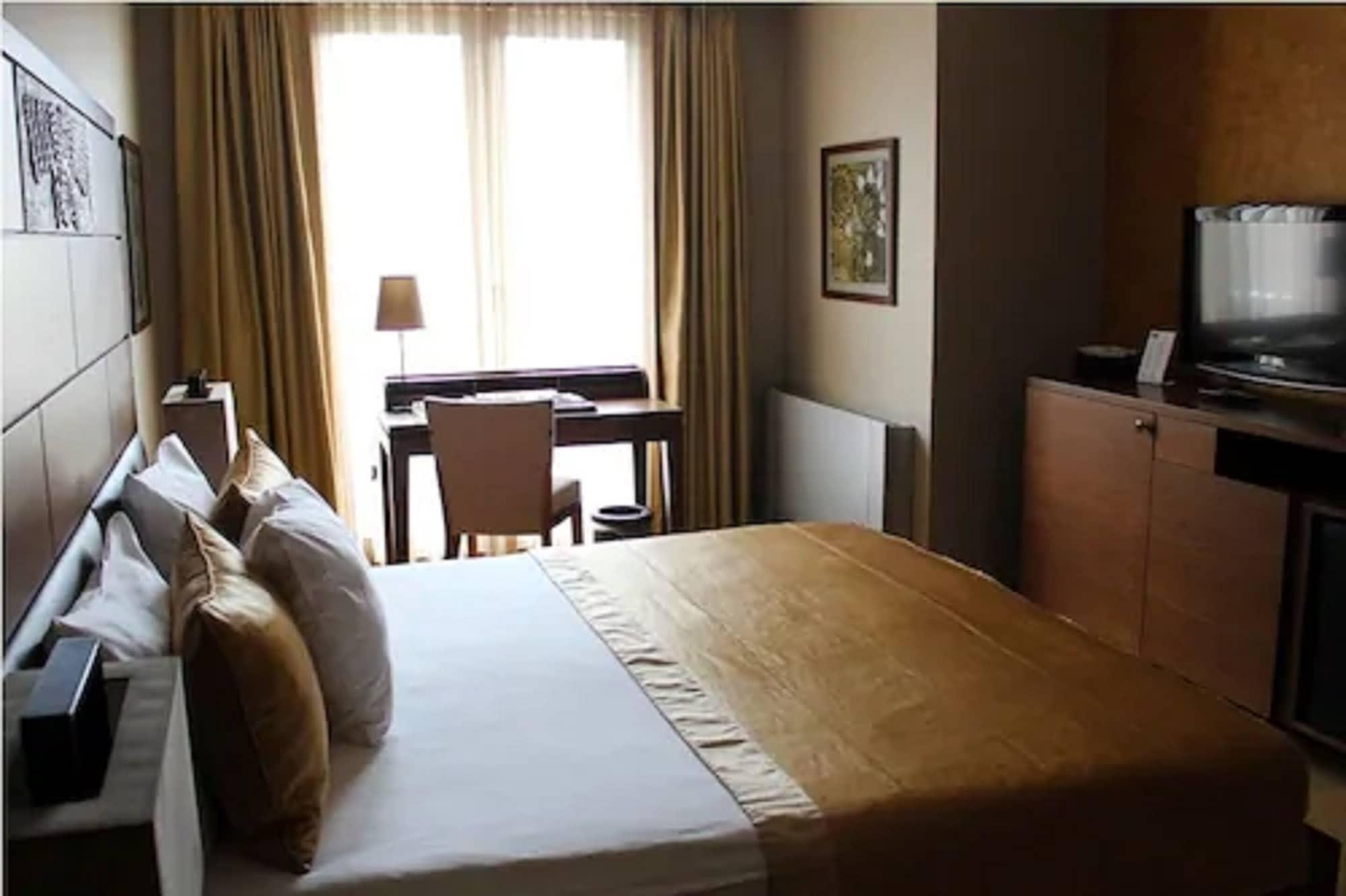 Continental Hotel Pera Isztambul Kültér fotó